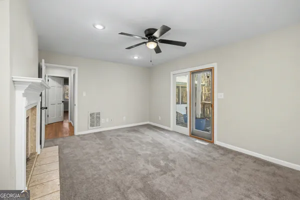 $2,400 | 140 Maple Place, Fayetteville, GA 30214