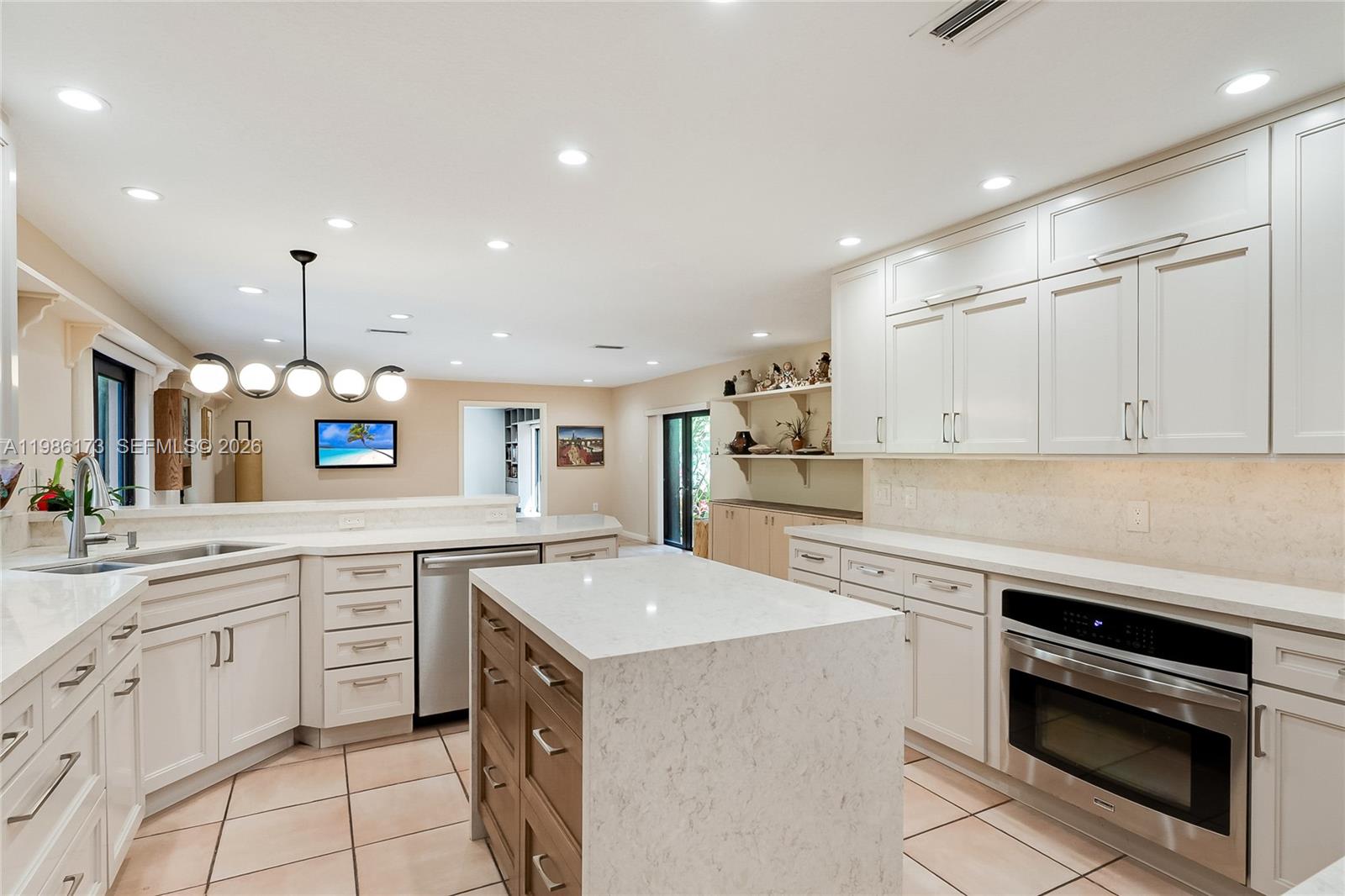 2011 Northeast 211th Terrace Miami, FL 33179 - Photo 4 of 21