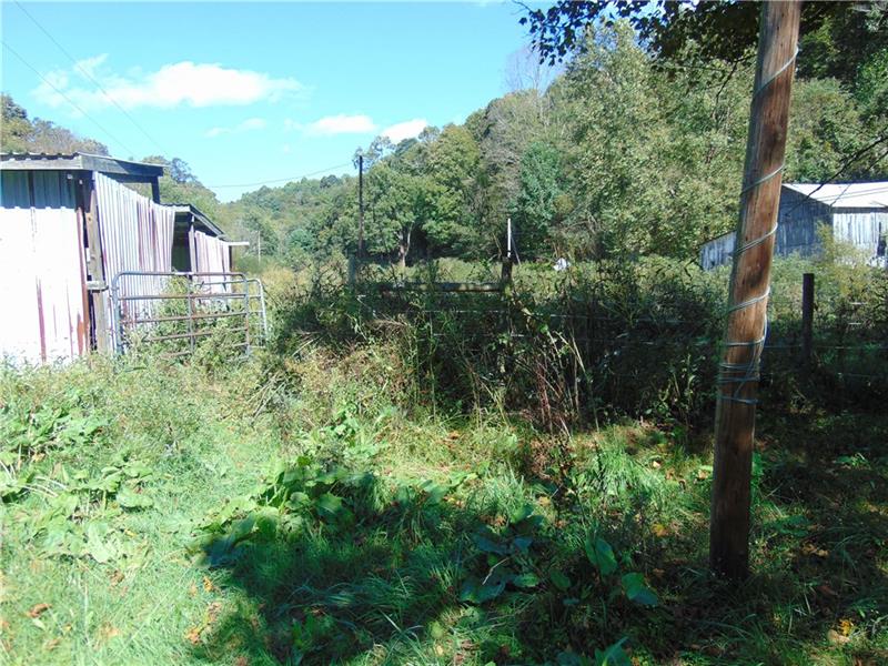 183 Church Run Road Spraggs, PA 15362 - Photo 15 of 25