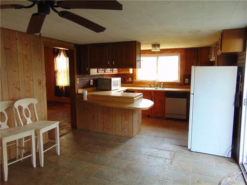 183 Church Run Road Spraggs, PA 15362 - Photo 7 of 25
