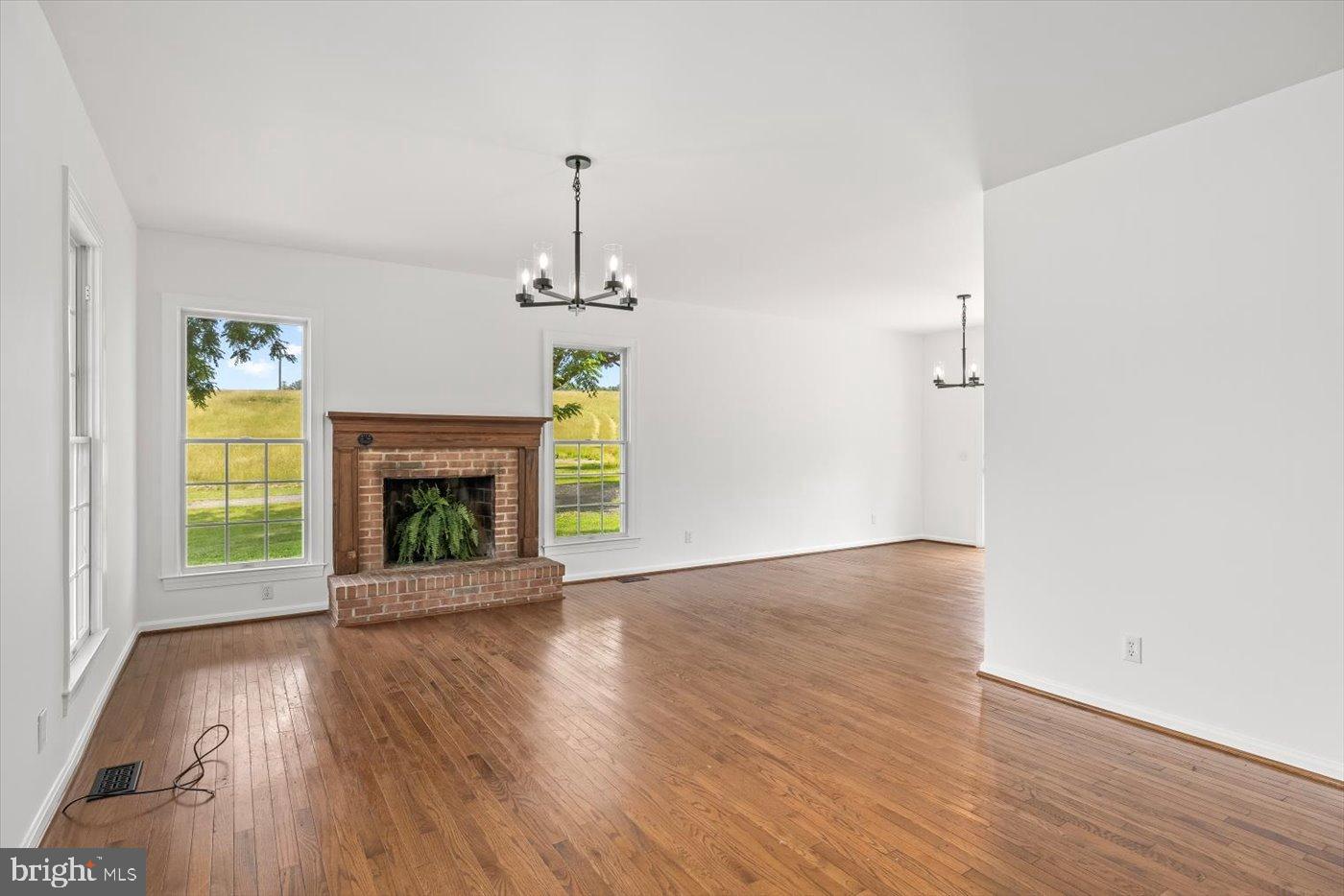 274 A Aaron Mountain Road Castleton, VA 22716 - Photo 11 of 76 Spacious living area with natural light.