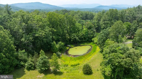 $699,000 | 274 A Aaron Mountain Road, Castleton, VA 22716