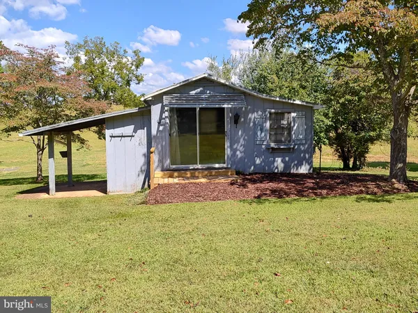$699,000 | 274 A Aaron Mountain Road, Castleton, VA 22716