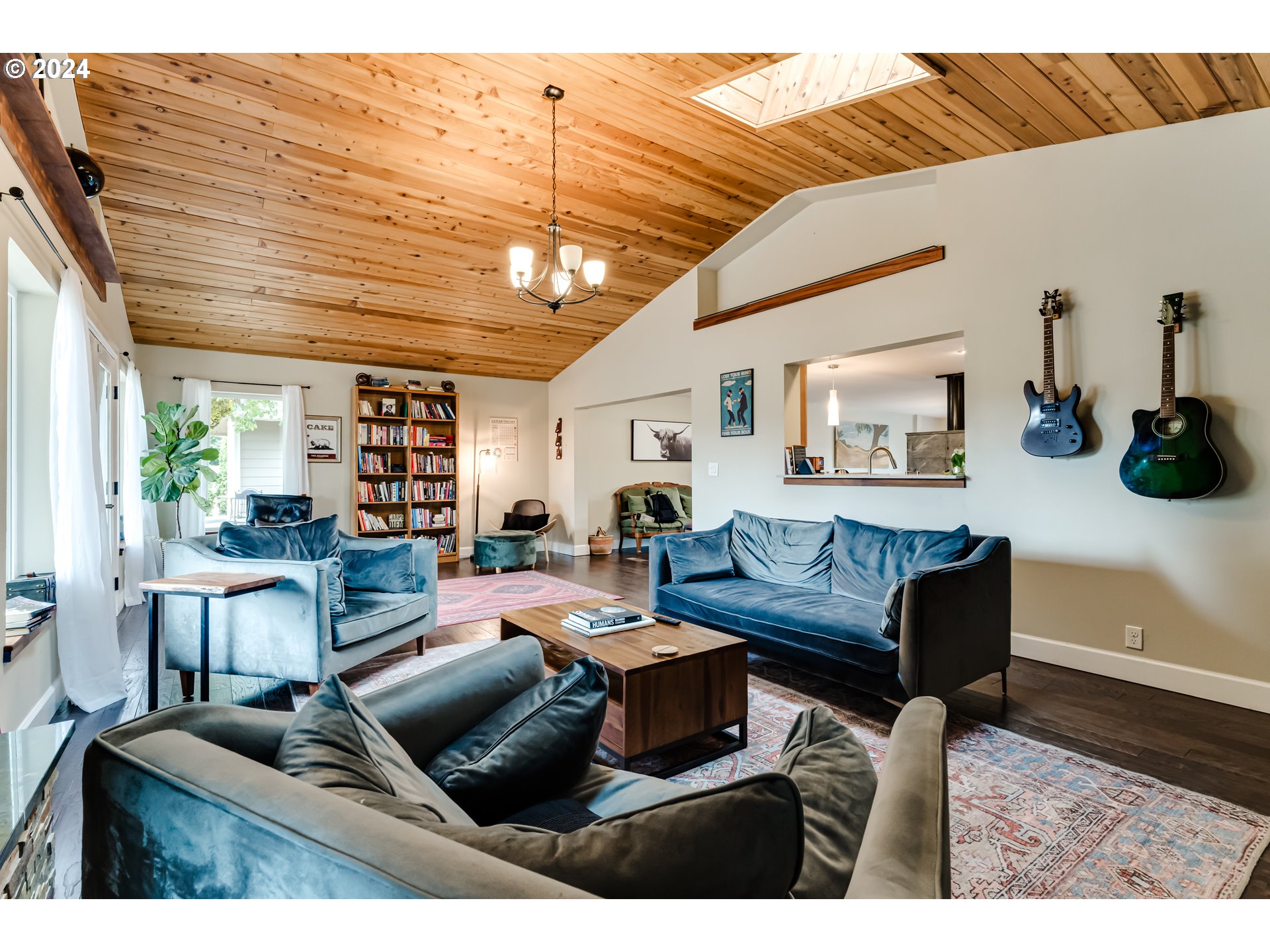 87893 Green Hill Road Eugene, OR 97402 - Photo 12 of 43 Gallery Image 12