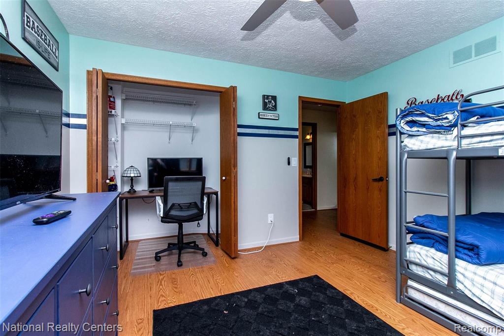 6547 Ridgeview Drive, Unit 28 Clarkston, MI 48346 - Photo 27 of 37