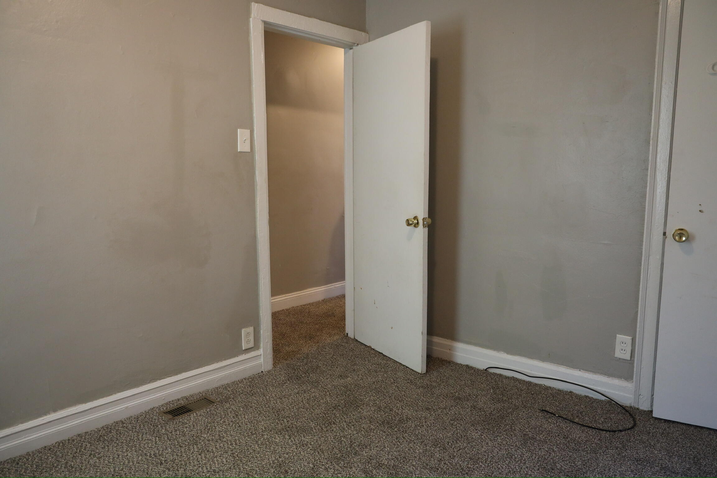 3825 Waverly Street Detroit, MI 48238 - Photo 21 of 45 5M0A8904