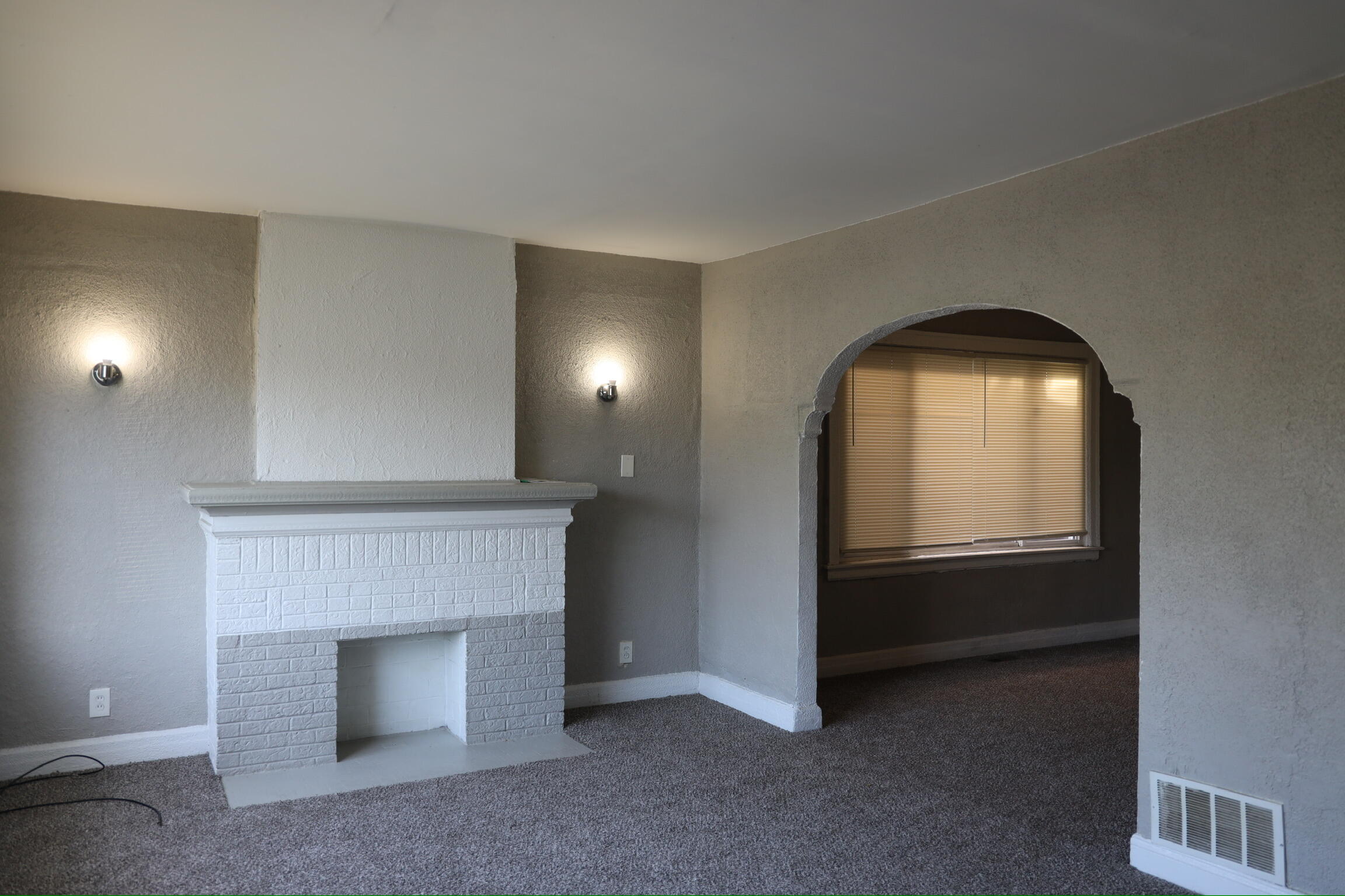 3825 Waverly Street Detroit, MI 48238 - Photo 6 of 45 5M0A8887