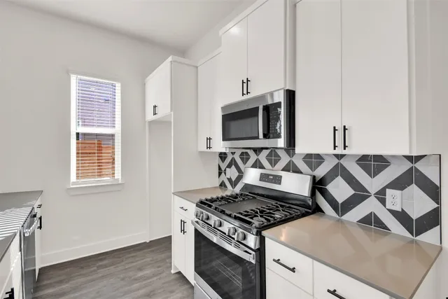 $435,000 | 1106 Begonia Terrace, Unit 2, Austin, TX 78741