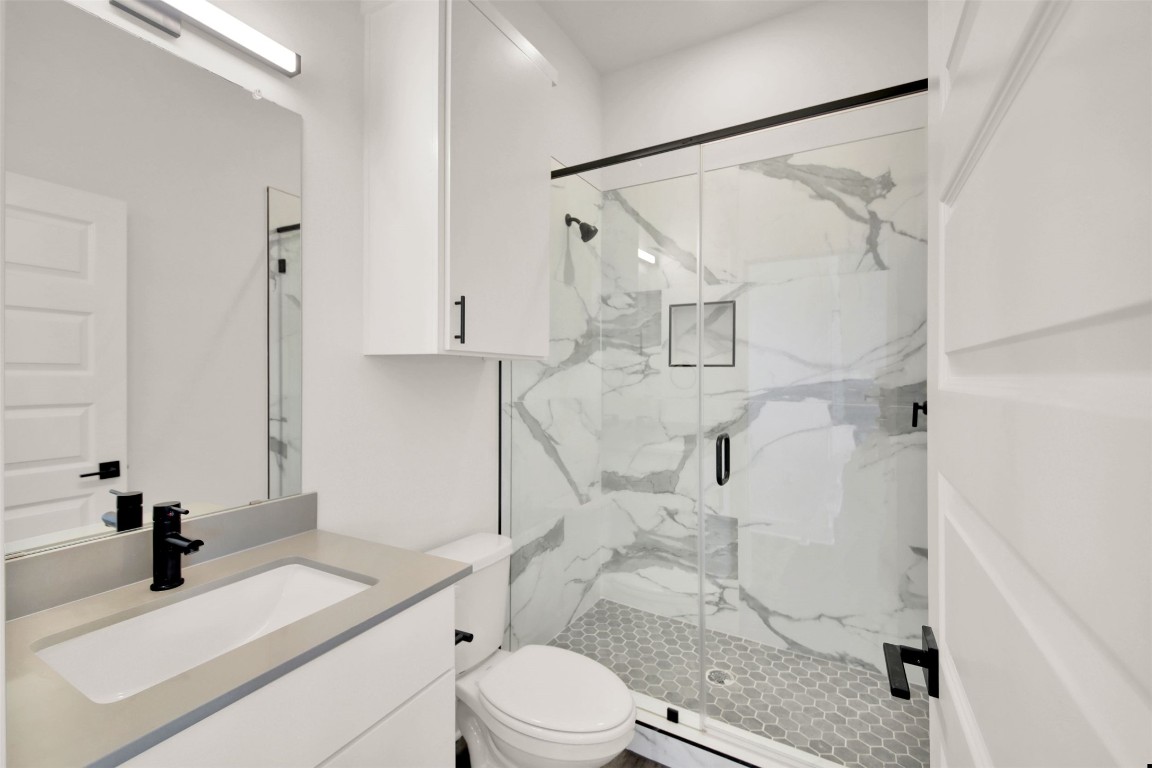 1106 Begonia Terrace, Unit 2 Austin, TX 78741 - Photo 15 of 33