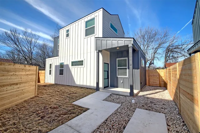 $435,000 | 1106 Begonia Terrace, Unit 2, Austin, TX 78741