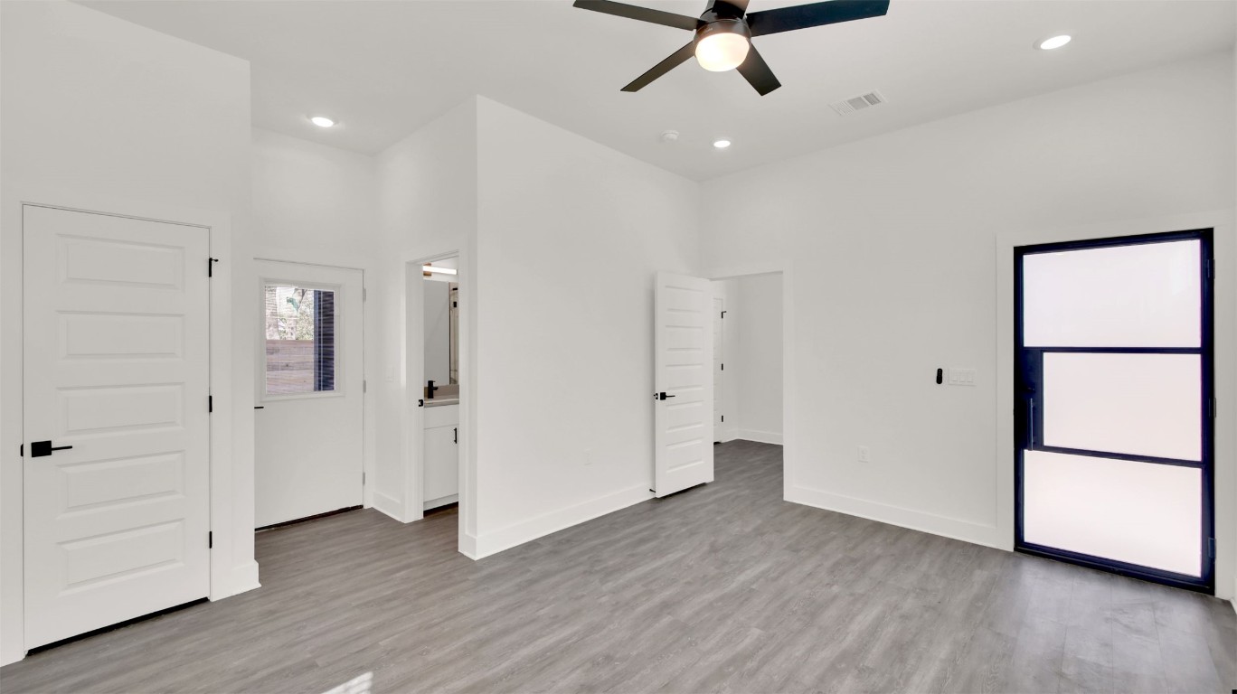 1106 Begonia Terrace, Unit 2 Austin, TX 78741 - Photo 9 of 33