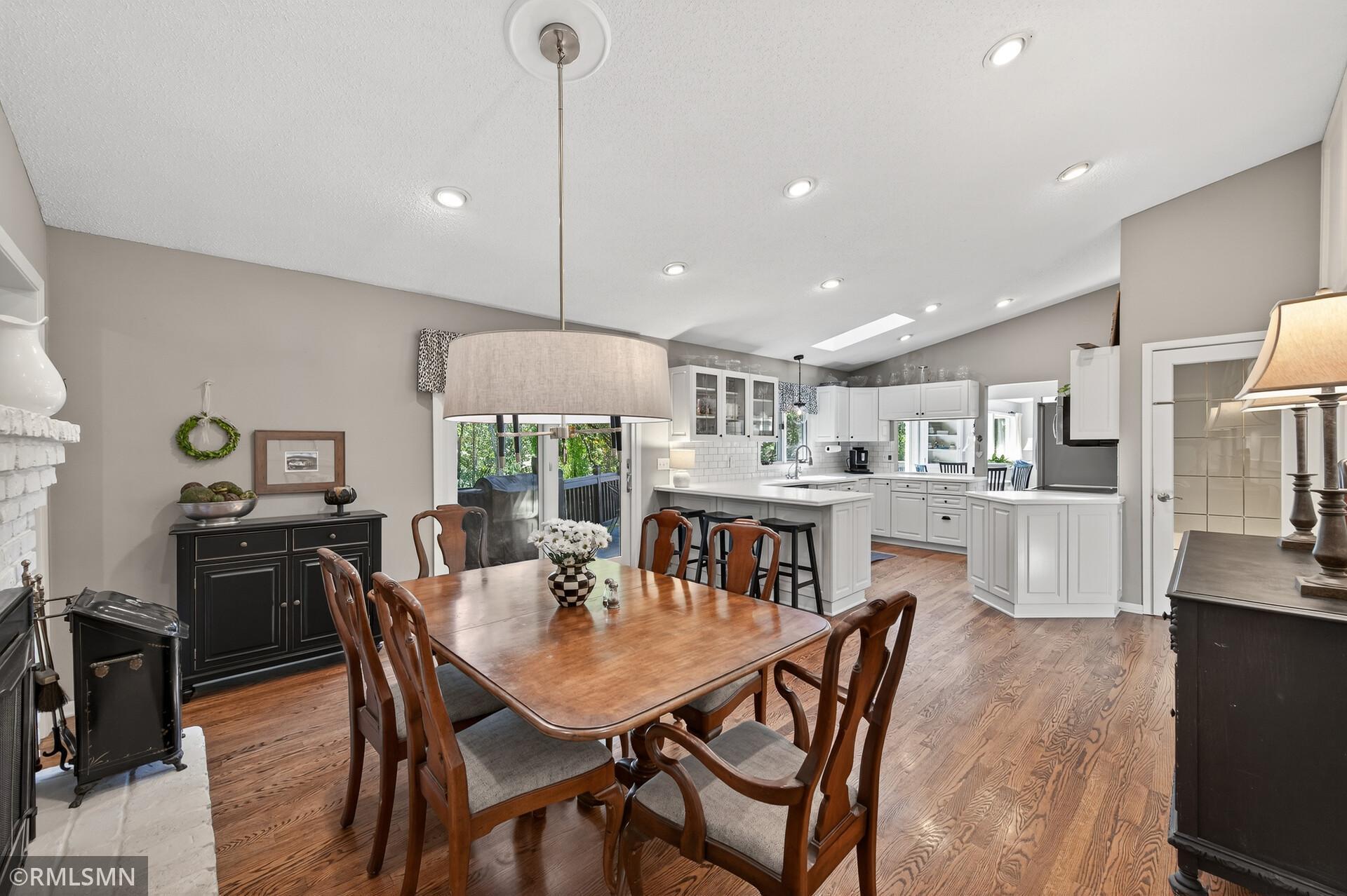 41 Evergreen Road Dellwood, MN 55110 - Photo 15 of 55