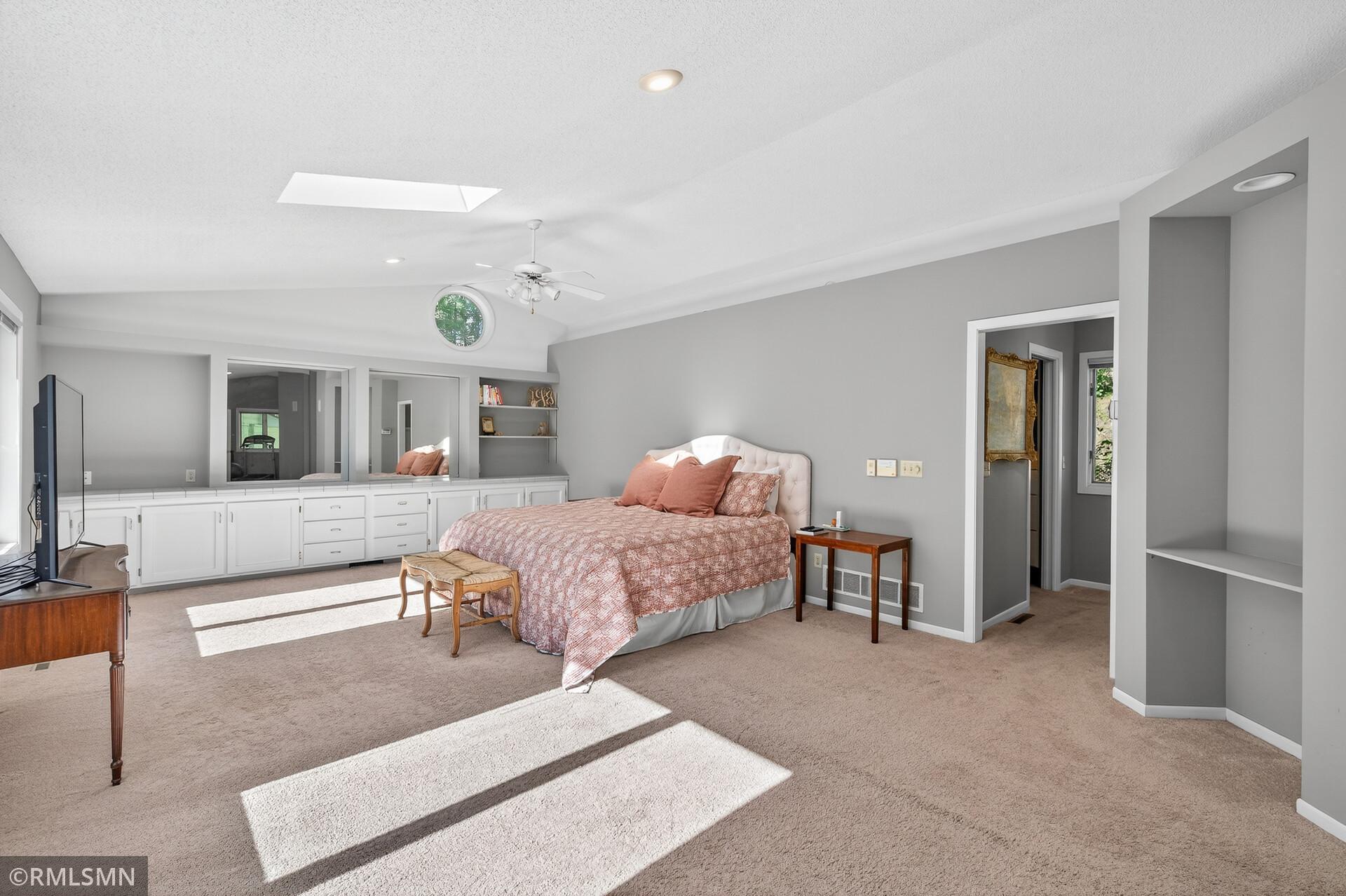 41 Evergreen Road Dellwood, MN 55110 - Photo 16 of 55