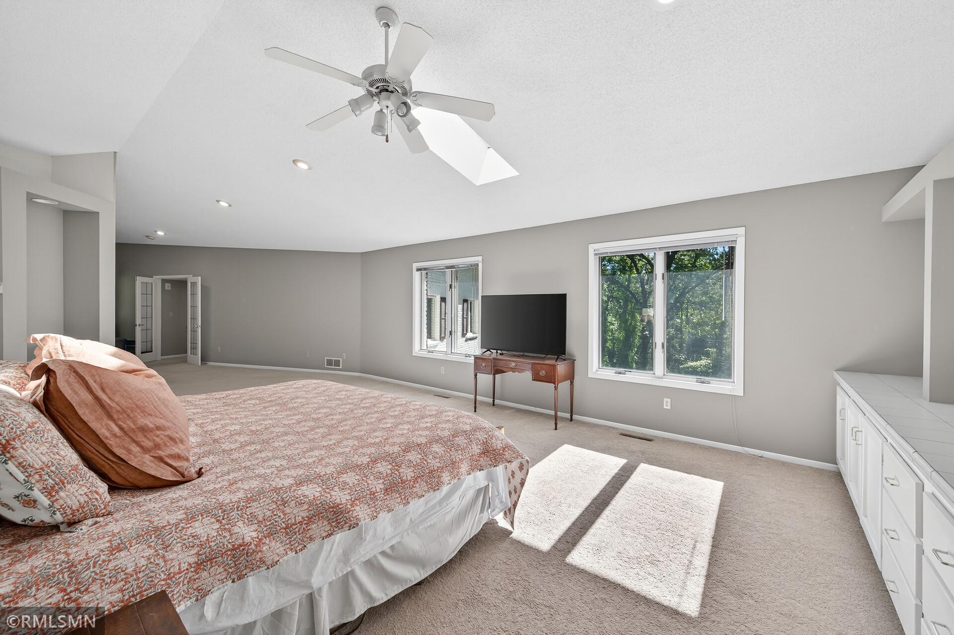 41 Evergreen Road Dellwood, MN 55110 - Photo 17 of 55