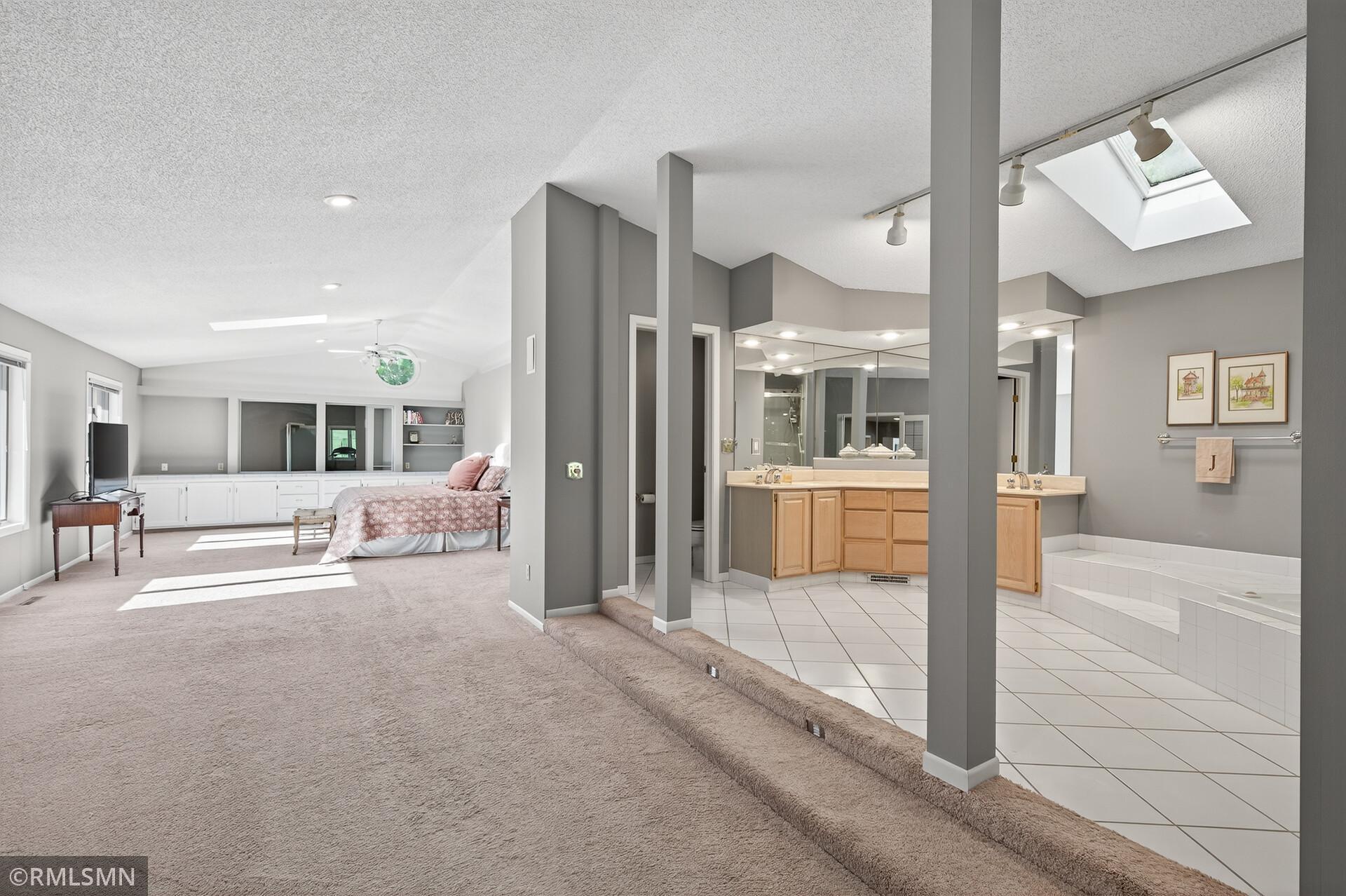 41 Evergreen Road Dellwood, MN 55110 - Photo 18 of 55