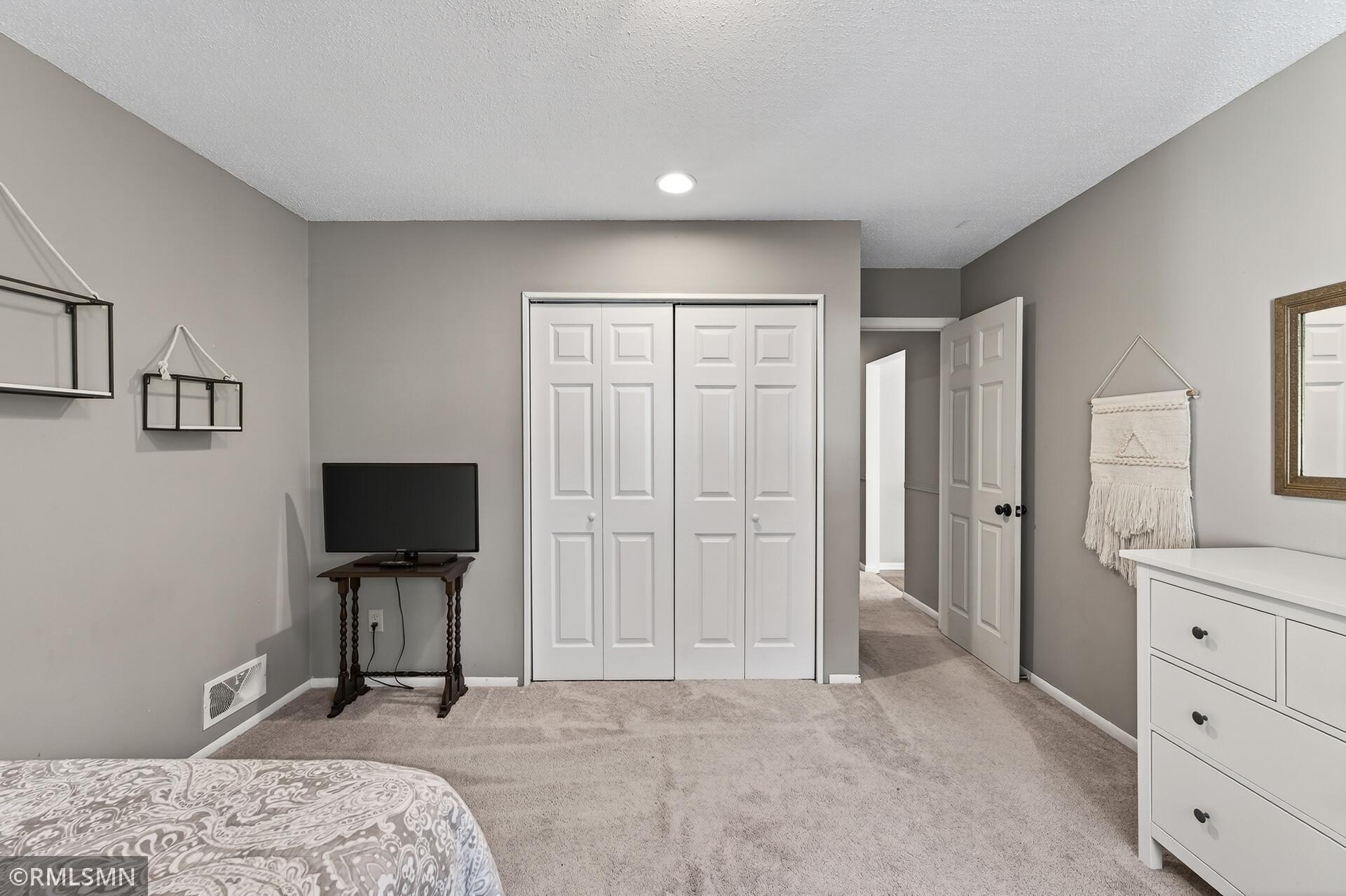 41 Evergreen Road Dellwood, MN 55110 - Photo 24 of 55