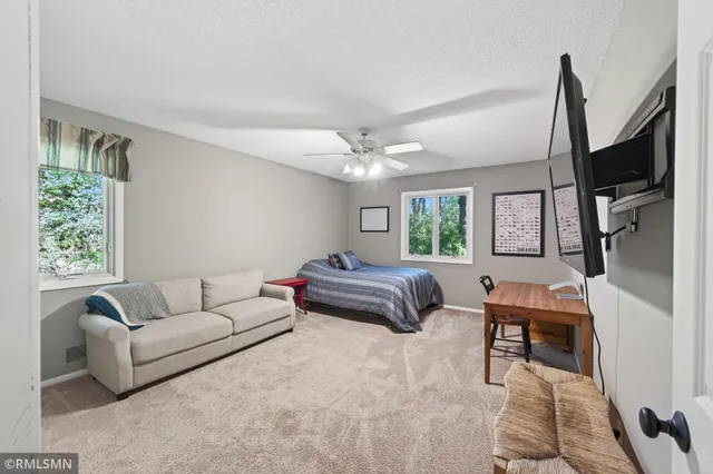 $724,900 | 41 Evergreen Road, Dellwood, MN 55110