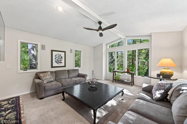 $724,900 | 41 Evergreen Road, Dellwood, MN 55110