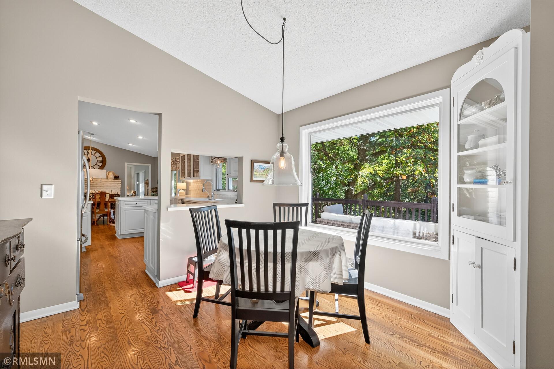 41 Evergreen Road Dellwood, MN 55110 - Photo 10 of 55