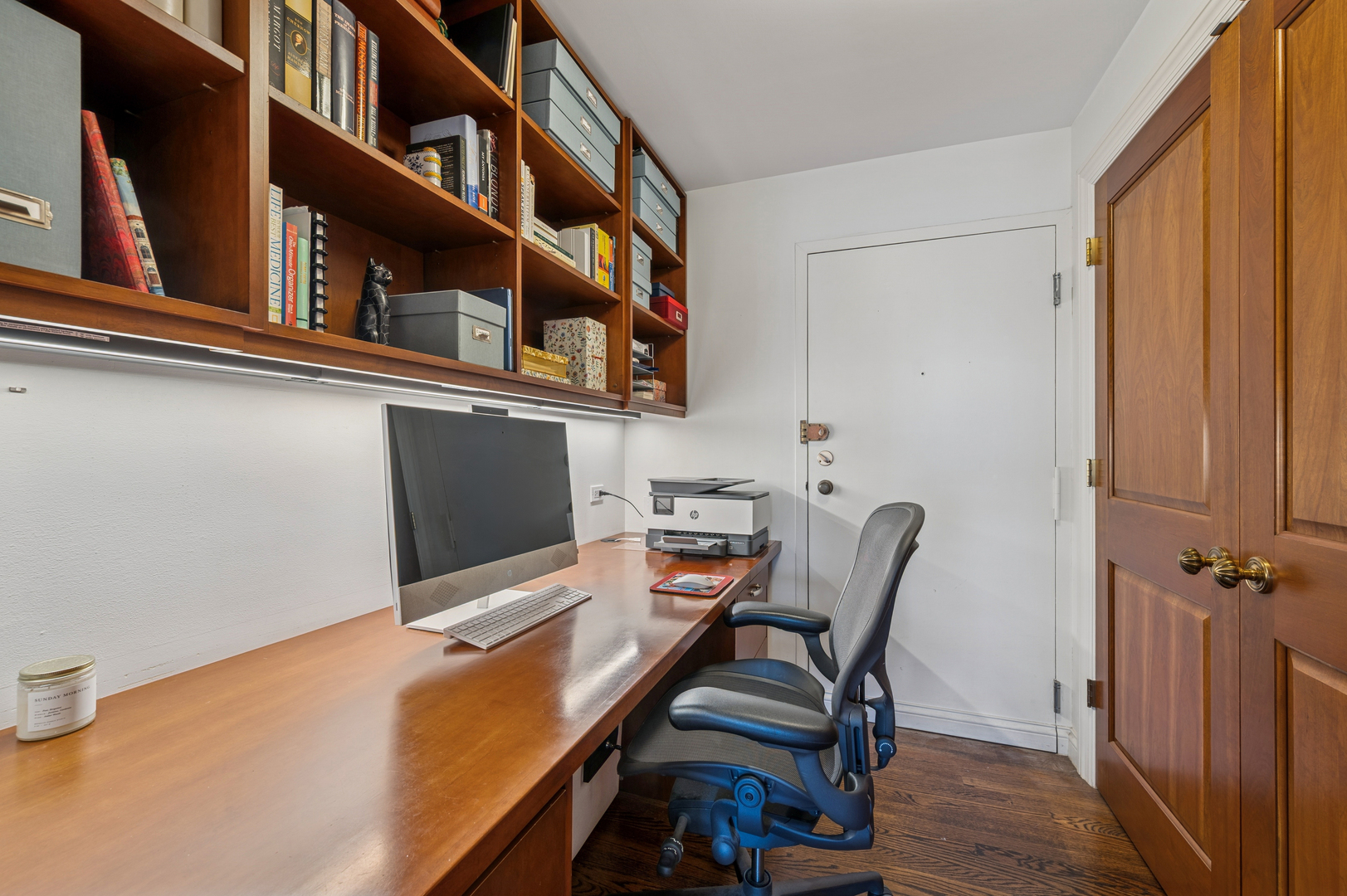 1313 North Ritchie Court, Unit 2701 Chicago, IL 60610 - Photo 18 of 33 a view of a workspace