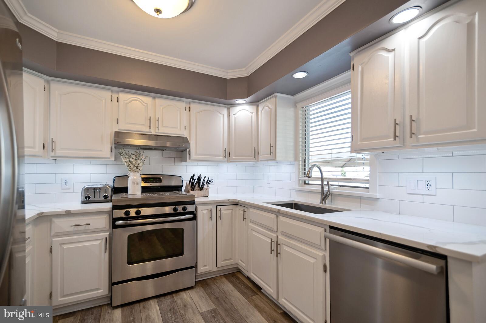 19 Claude Road Hamilton, NJ 08620 - Photo 9 of 26 Gallery Image 9