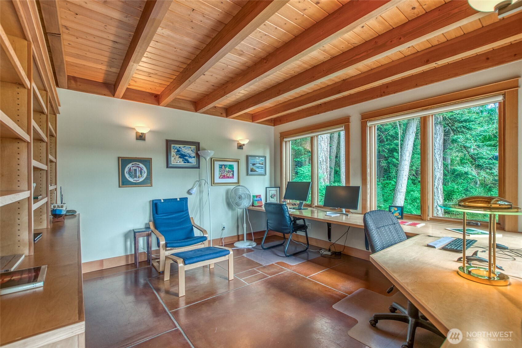 402 Cayou Valley Road Orcas Island, WA 98245 - Photo 35 of 40 a work room with furniture and large windows