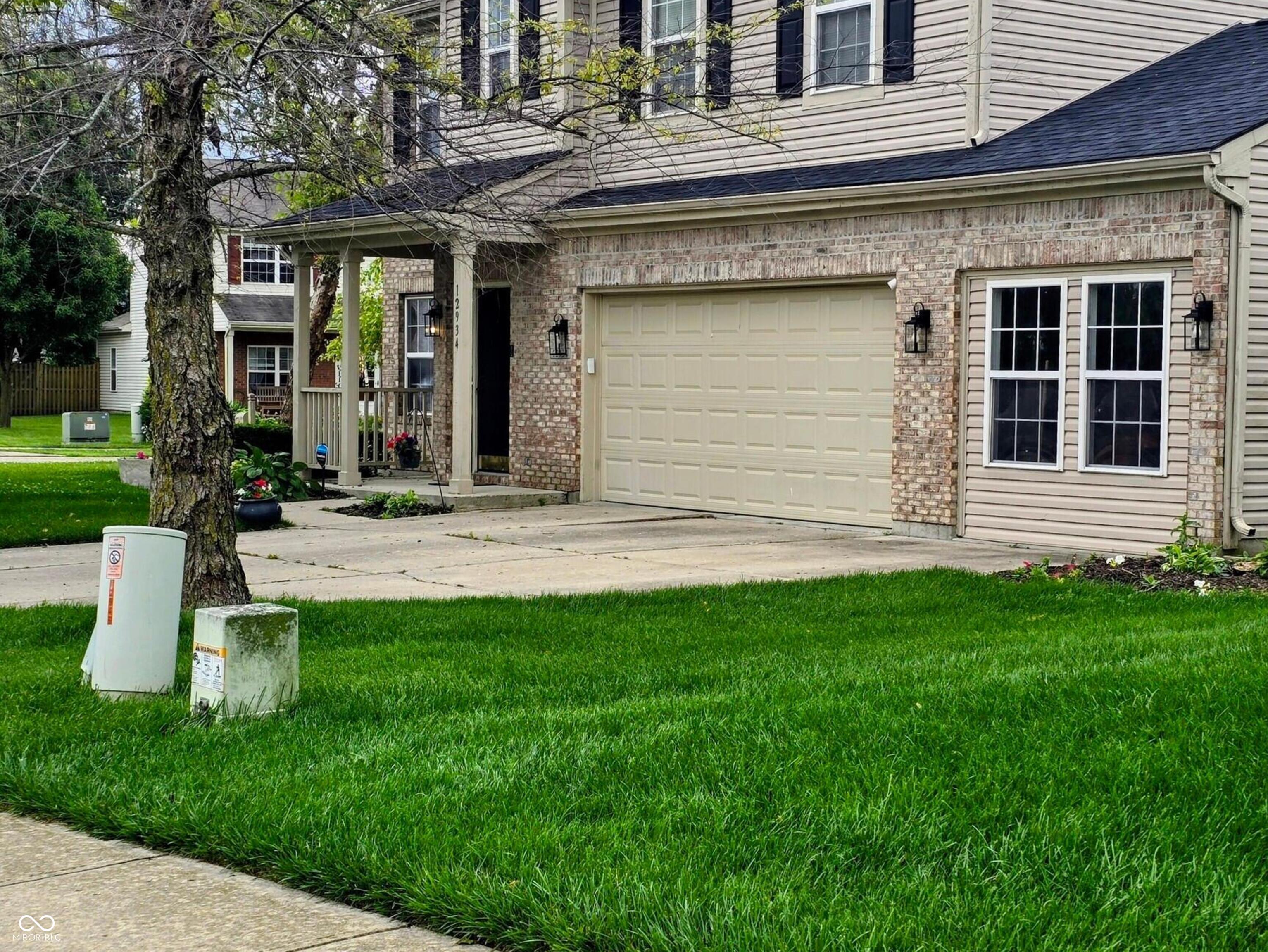 12934 Quarterback Lane Fishers, IN 46037 - Photo 4 of 31