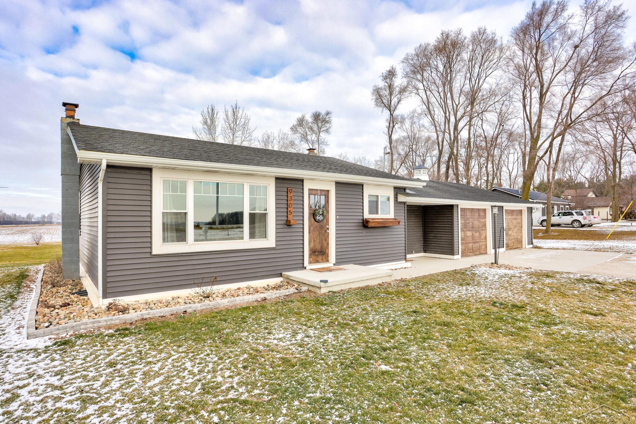 9305 North Ransom Road Wheeler, MI 48662 - Photo 2 of 48 50100221-1.JPG