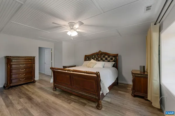 $650,000 | 474 Lake Road, Troy, VA 22974
