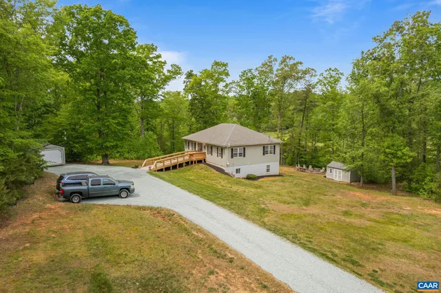 $650,000 | 474 Lake Road, Troy, VA 22974
