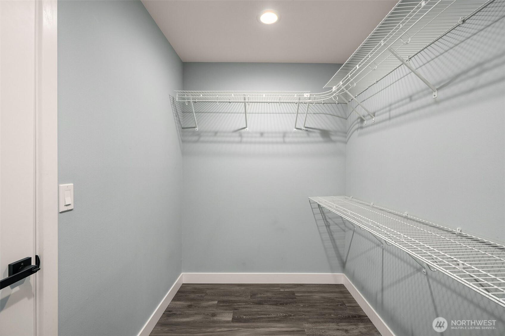20121 Bartlett Road Bothell, WA 98012 - Photo 22 of 36