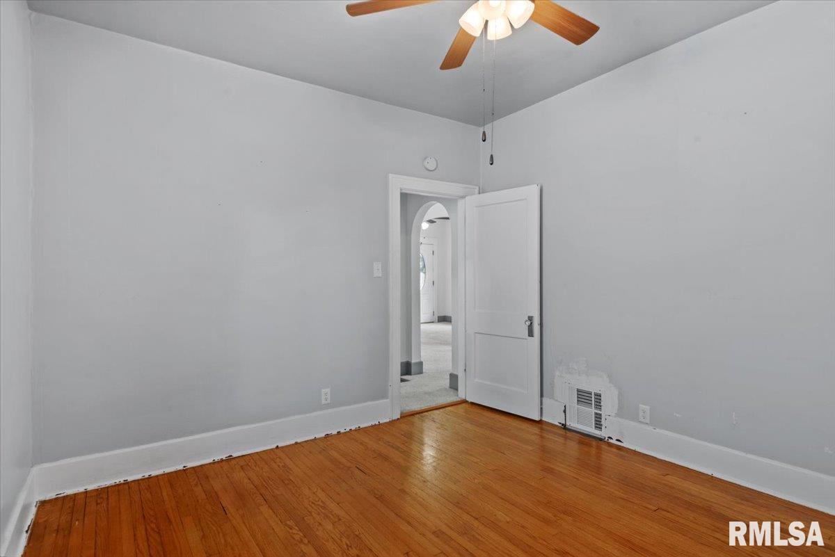 905 South State Street Springfield, IL 62704 - Photo 15 of 27 Gallery Image 15