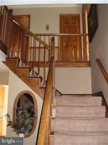 855 York Road Carlisle, PA 17015 - Photo 12 of 22 Gallery Image 12