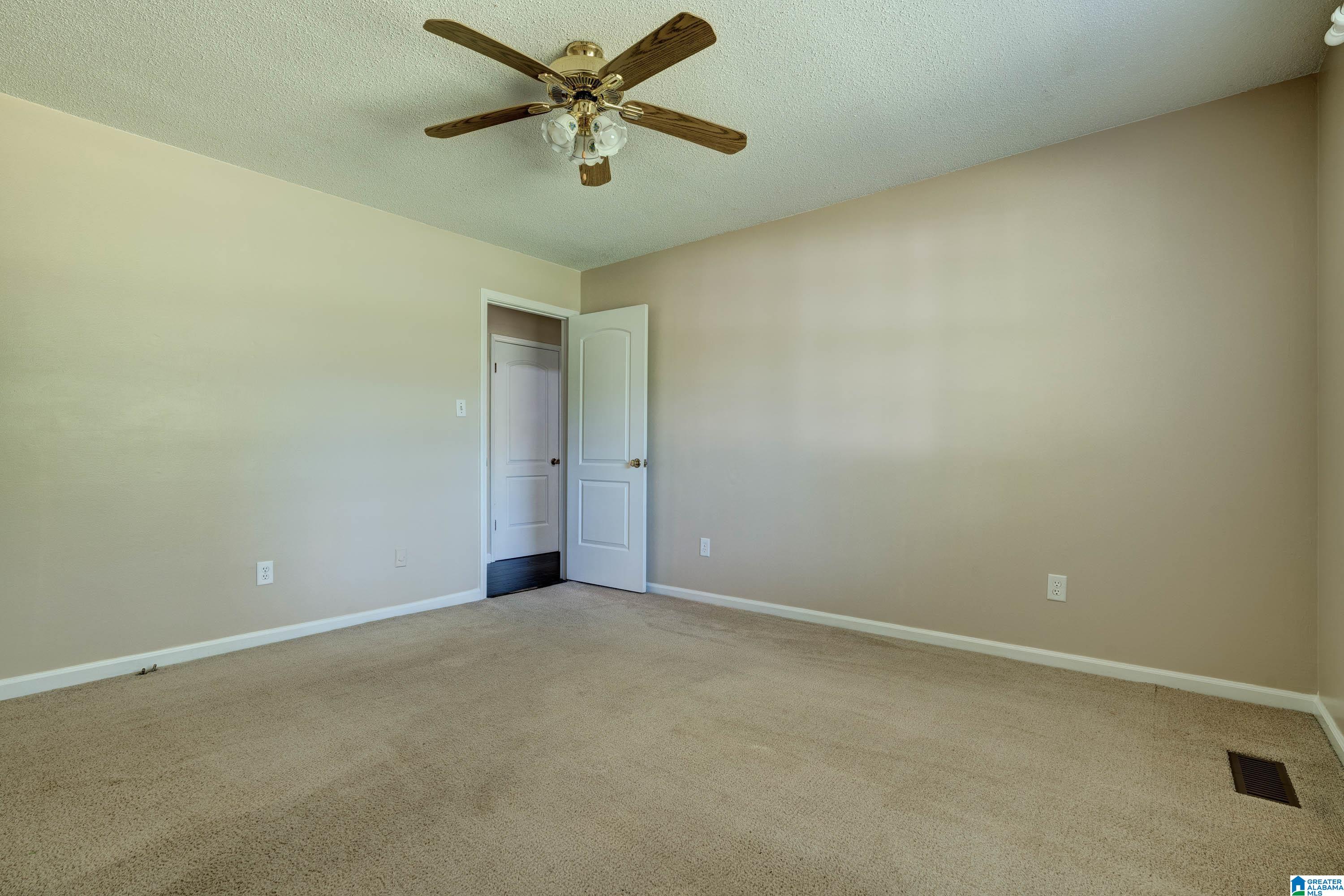 13617 Lisa Drive McCalla, AL 35111 - Photo 25 of 33
