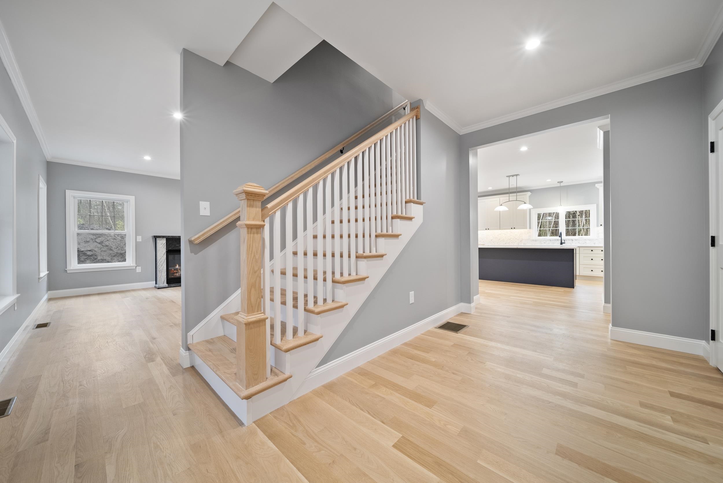 39 Mill Road Derry, NH 03038 - Photo 19 of 57