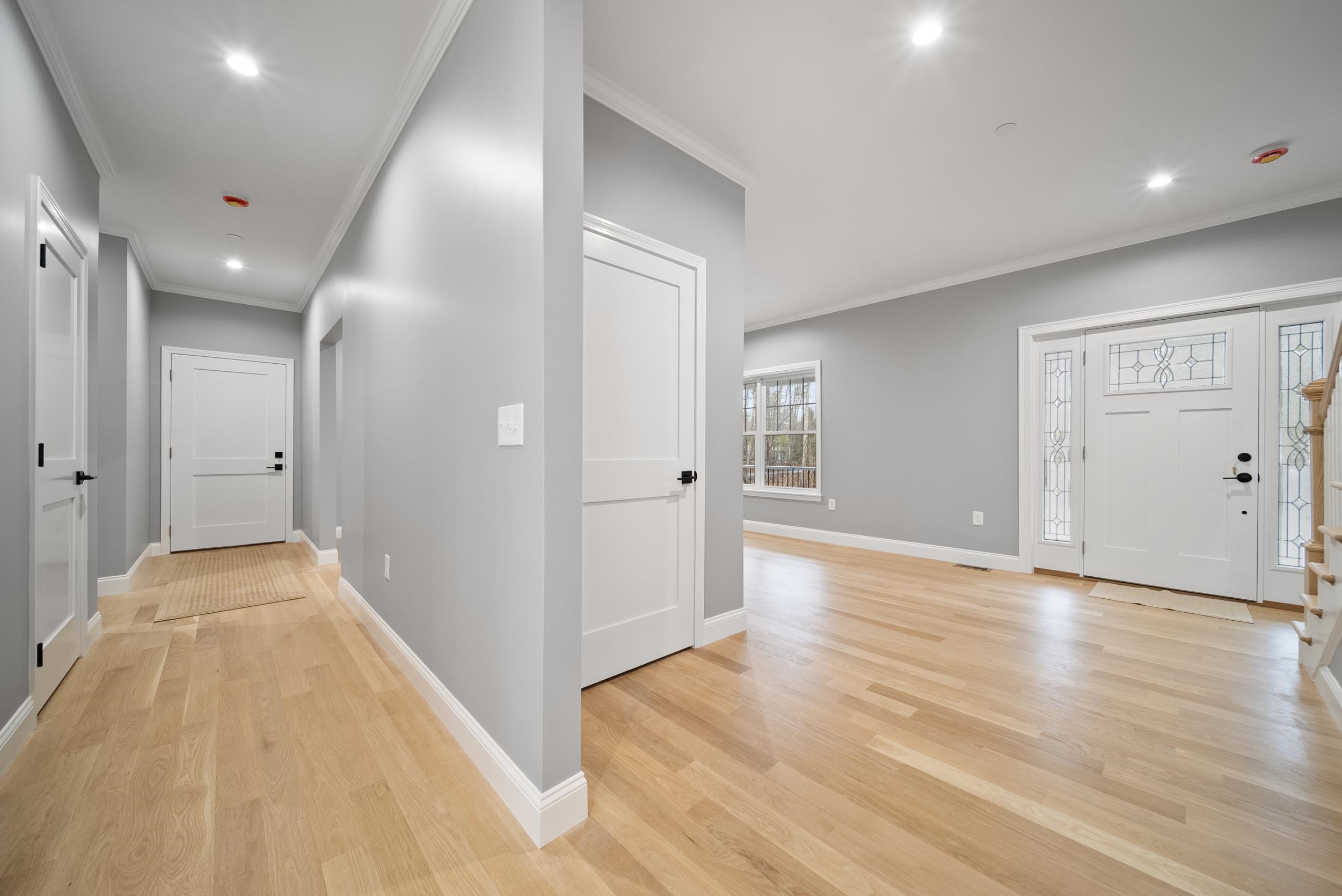 39 Mill Road Derry, NH 03038 - Photo 24 of 57