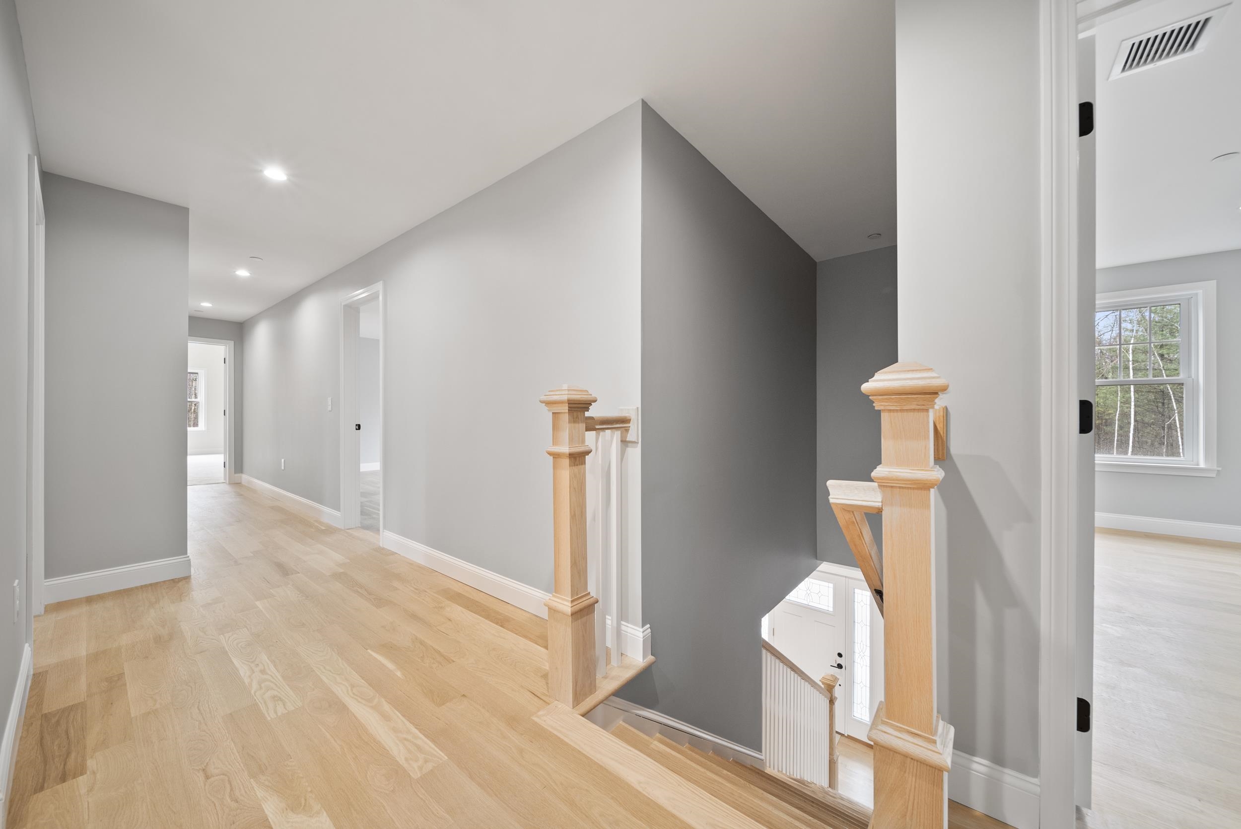 39 Mill Road Derry, NH 03038 - Photo 28 of 57