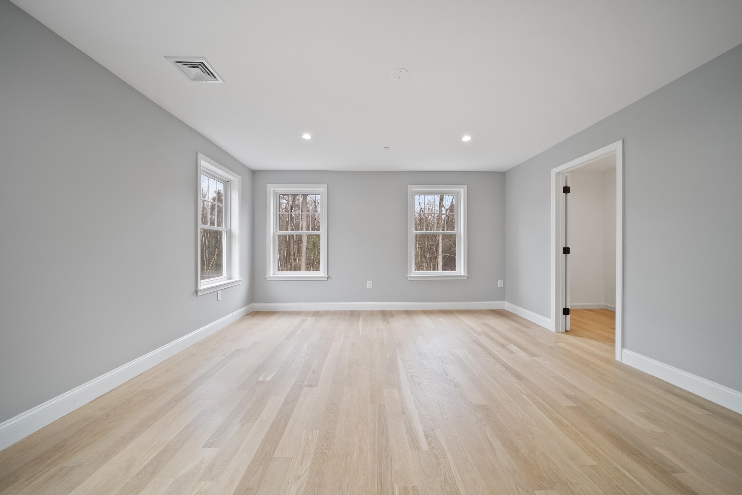 39 Mill Road Derry, NH 03038 - Photo 30 of 57