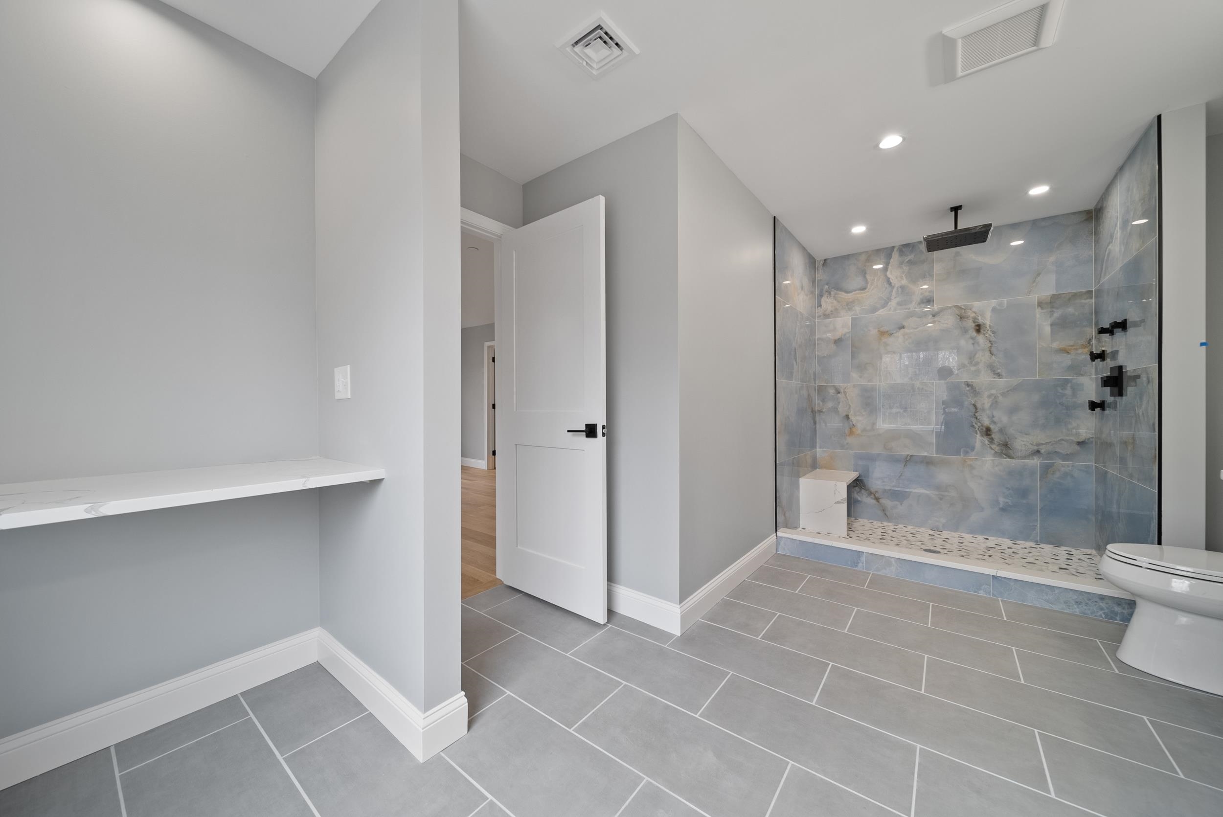 39 Mill Road Derry, NH 03038 - Photo 33 of 57