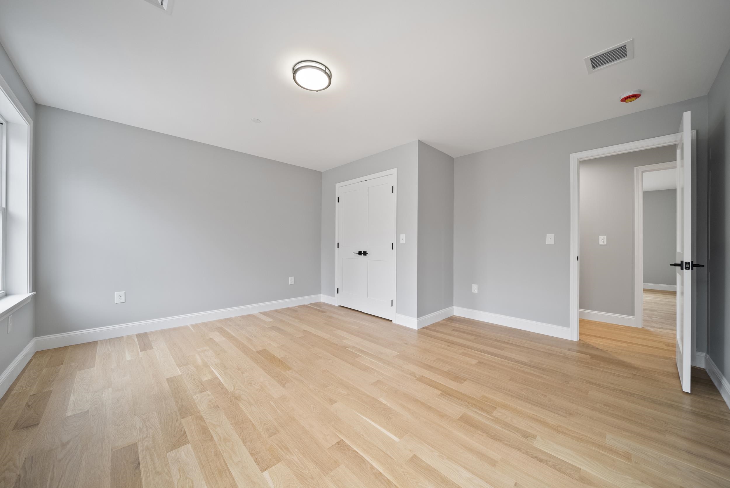 39 Mill Road Derry, NH 03038 - Photo 38 of 57