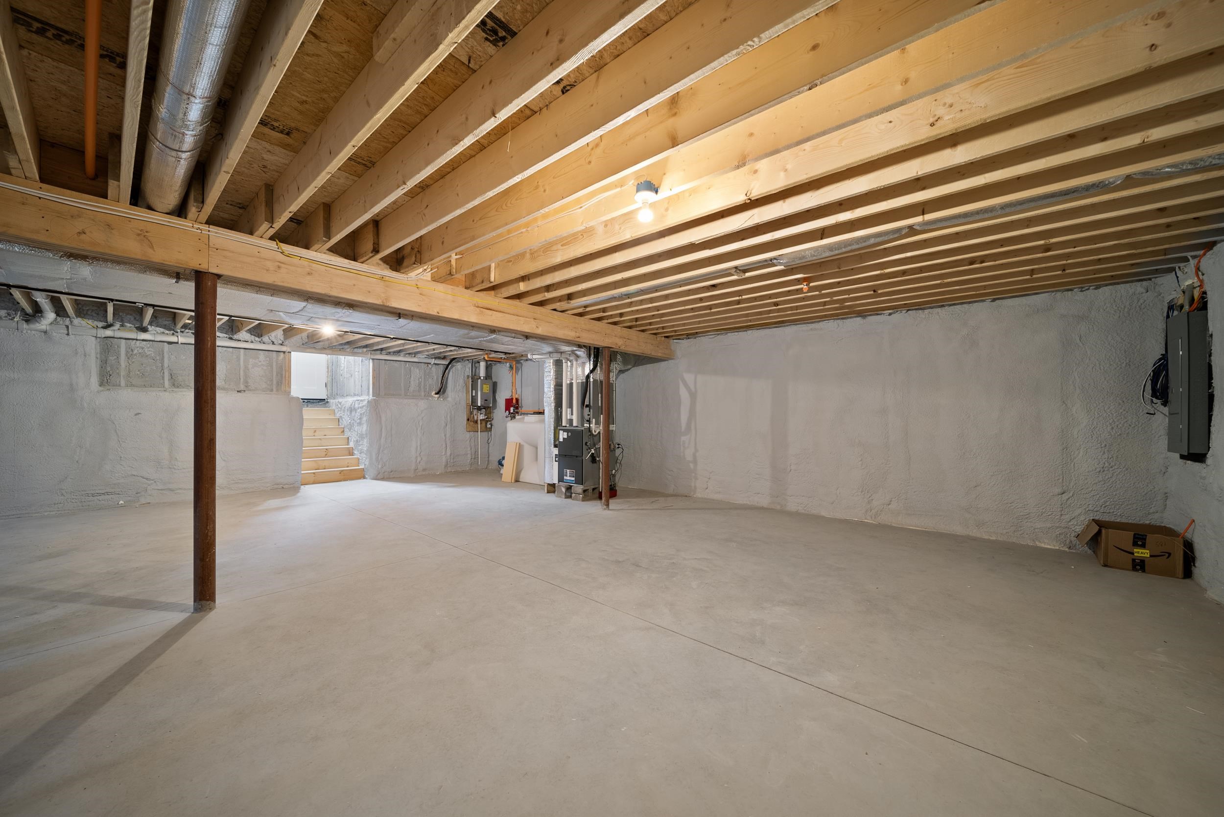 39 Mill Road Derry, NH 03038 - Photo 48 of 57