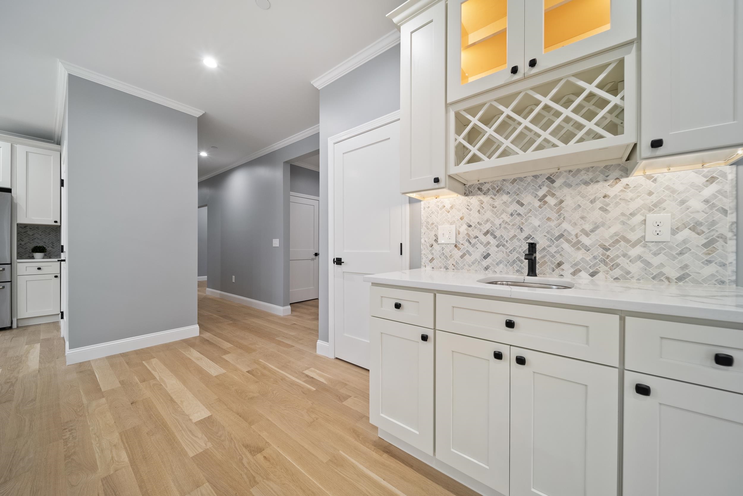 39 Mill Road Derry, NH 03038 - Photo 10 of 57