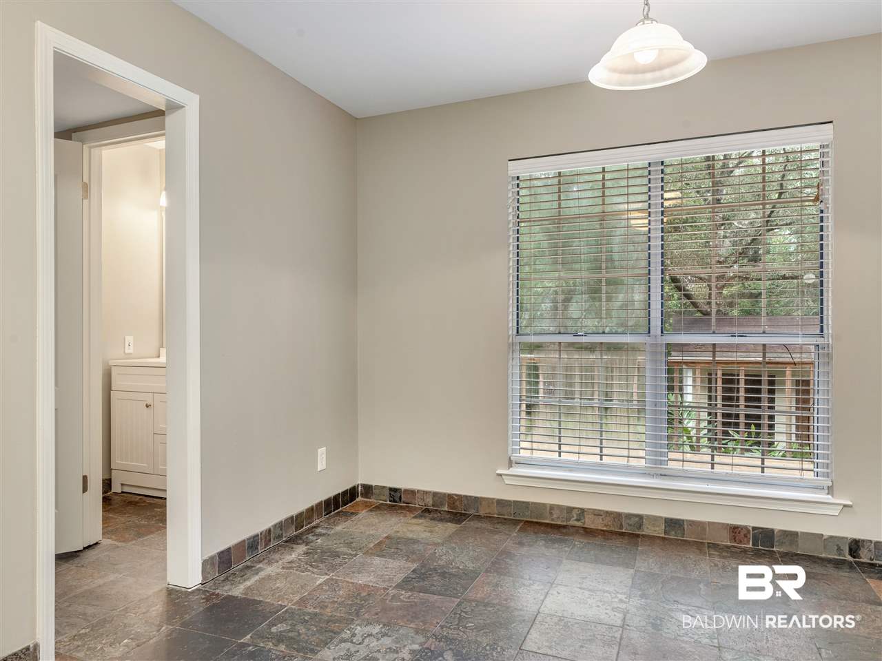 143 Richmond Road Daphne, AL 36526 - Photo 13 of 36