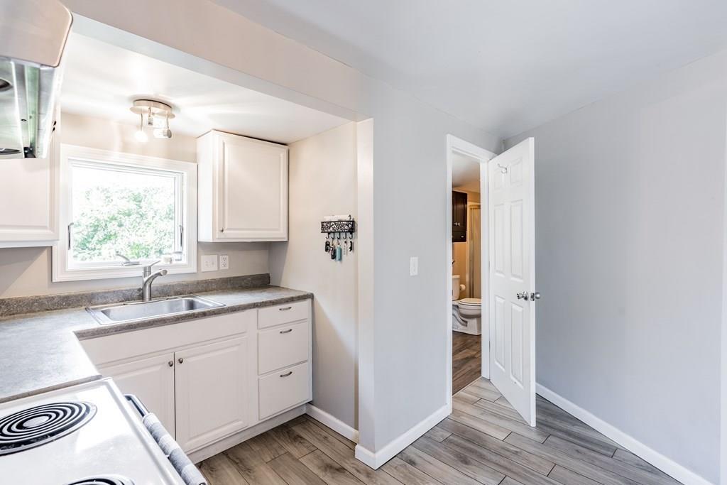 44 Rochester Street Chicopee, MA 01020 - Photo 11 of 27