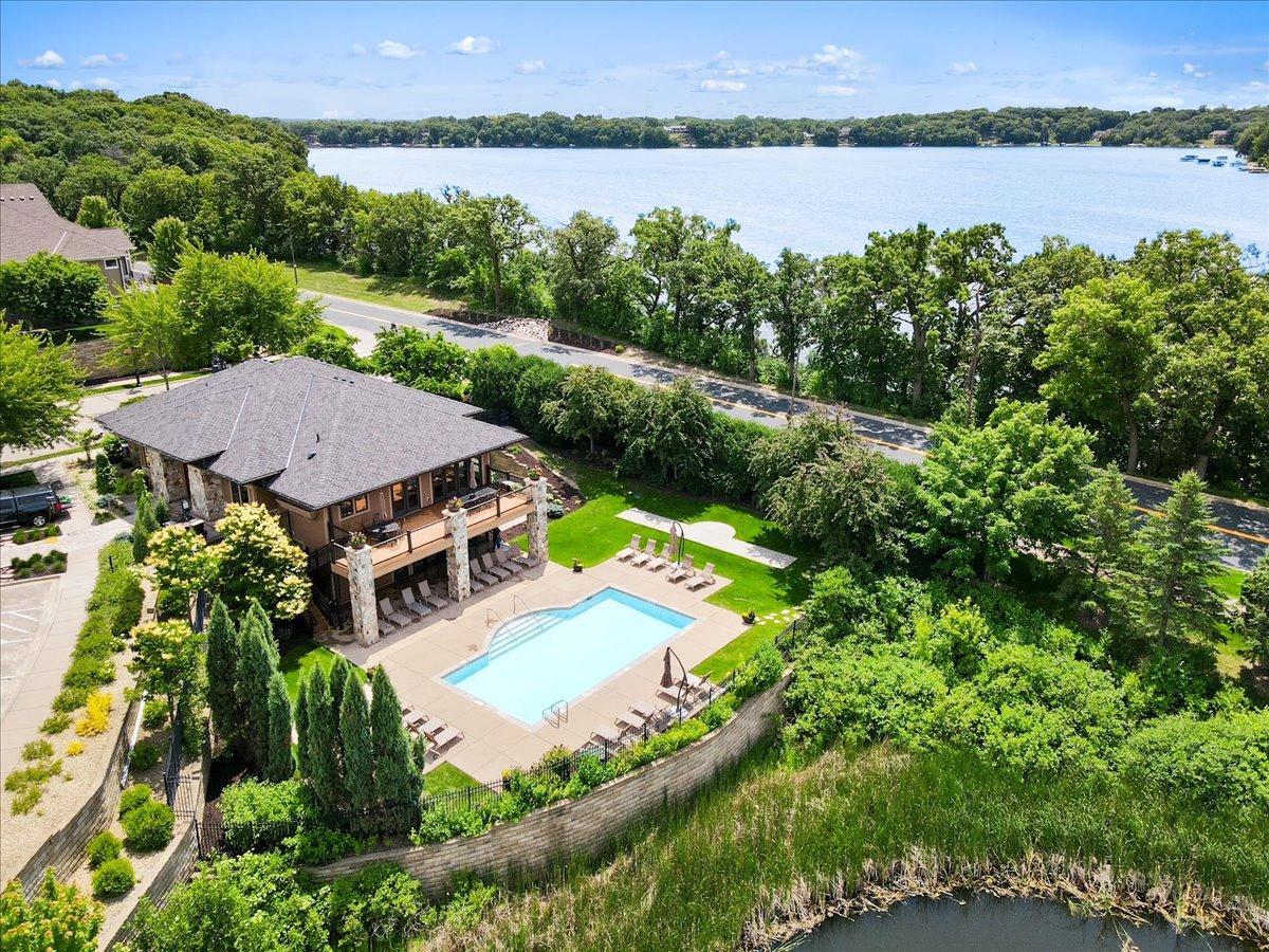 70 Lake Riley Trail Chanhassen, MN 55317 - Photo 6 of 52