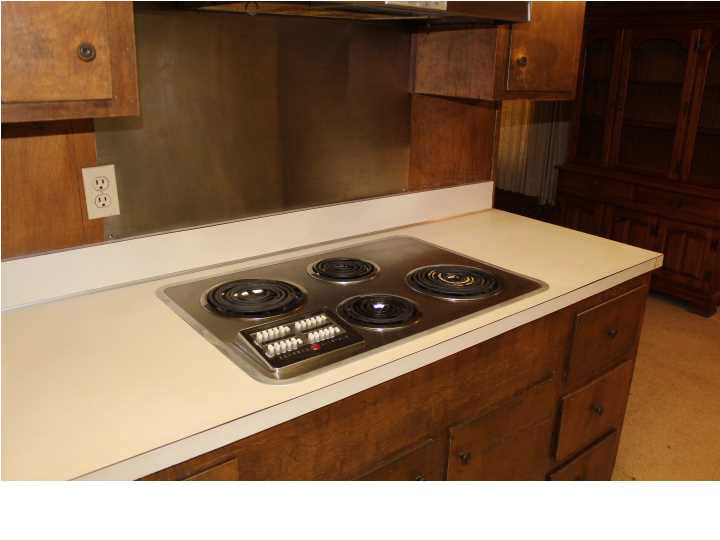 828 Briarfield Road Jackson, MS 39211 - Photo 13 of 48 Kitchen