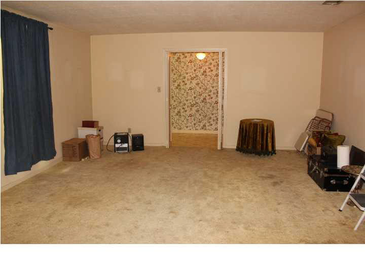 828 Briarfield Road Jackson, MS 39211 - Photo 20 of 48 Formal Living-Dining