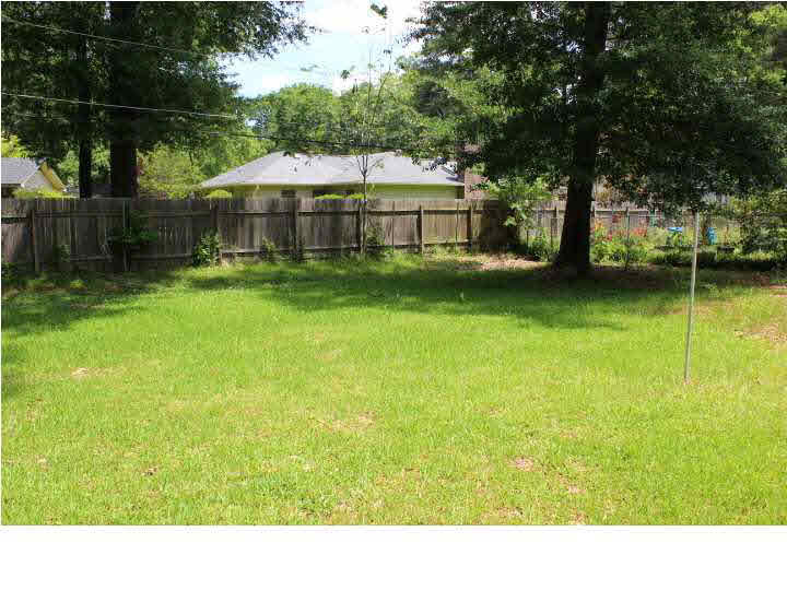 828 Briarfield Road Jackson, MS 39211 - Photo 47 of 48 Back View