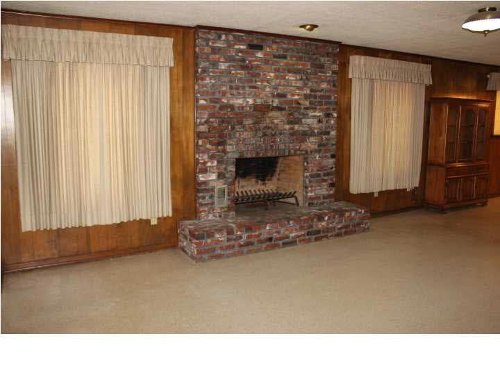 828 Briarfield Road Jackson, MS 39211 - Photo 6 of 48 Great Room