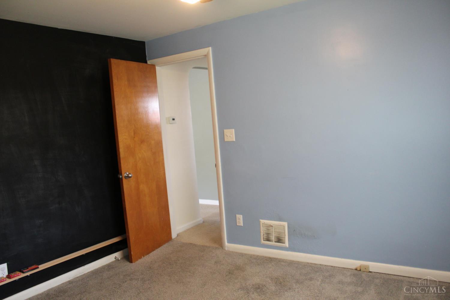 5418 Delhi Road Cincinnati, OH 45238 - Photo 15 of 27 Gallery Image 15